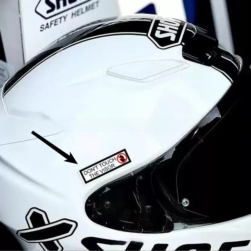 Helmet Warning Sticker Set 2PC - Motorcycle Gear Deals recension och pris